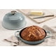 thumbnail image 3 of Horno de pan Le Creuset, hierro fundido esmaltado, sal marina, 3 of 4