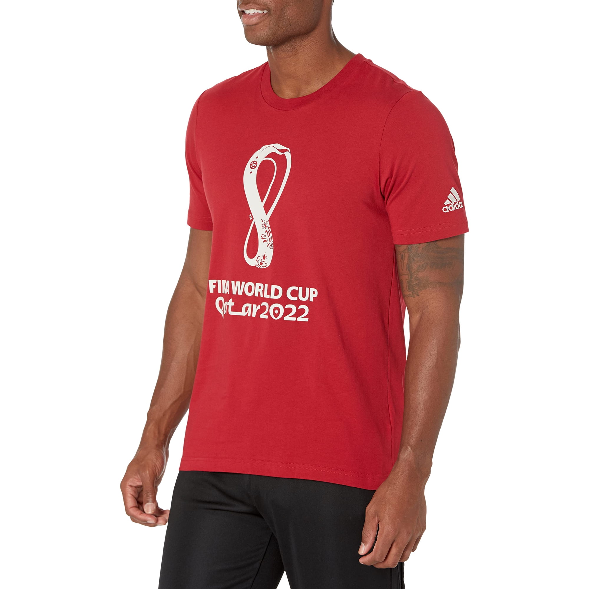 Camiseta Adidas World Cup 2022 Color Borgoña Con Emblema, Talla Grande