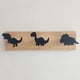 thumbnail image 2 of Perchero de pared de madera con diseño de dinosaurio para niños, ideal para decorar la habitación de los niños, la guardería y la sala de juegos, color negro., 2 of 7