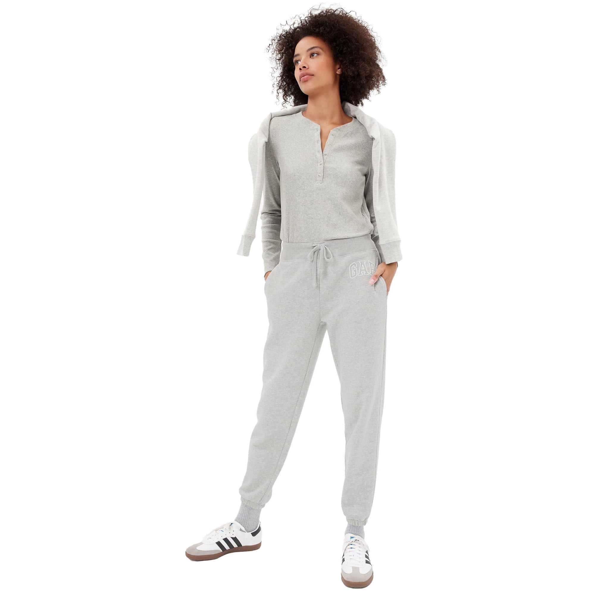 Pantalones Jogger Con Logo Gap Para Mujer En Gris Claro
