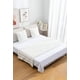 thumbnail image 1 of Juego De Piecera De Cama Mas 2 Cojin Con Fundas Modelo Burbuja Blanco, 1 of 4