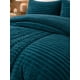 thumbnail image 3 of Cubrecama de Invierno Plush Acanalado con Chiporro 2 Plazas Color Verde, 3 of 3