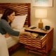 thumbnail image 3 of Mesa de noche Elara de madera maciza con 2 cajones, tono nogal, 3 of 9
