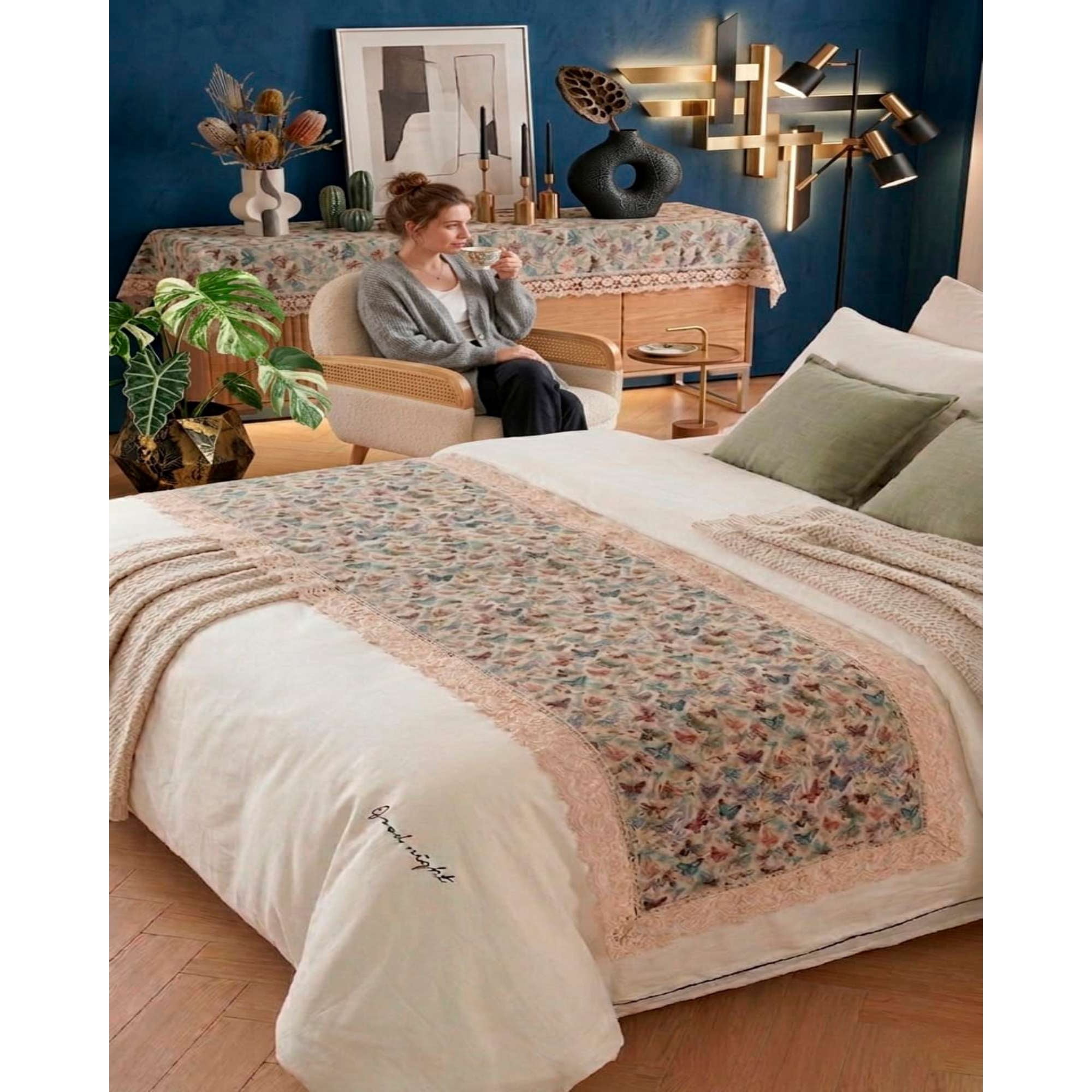 Mylhogar - Piecera De Cama Estampado Natural Chic Con Encaje 80x200cm