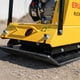 thumbnail image 5 of Placa Compactadora ERUX 90 Kg Alta Potencia Compactación Profesional para Suelo y Pavimento, 5 of 7