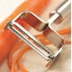 thumbnail image 3 of Julienne Peeler Kuhn Rikon de acero inoxidable con protector de cuchilla, 3 of 5