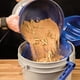 thumbnail image 3 of Contenedor Corn Cob Media de 2,04 kg Frankford Arsenal, 3 of 4
