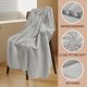 thumbnail image 4 of Cobija NovaSunrise 152 × 127 cm, paquete de 24, gris, forro polar, 4 of 7
