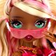 thumbnail image 5 of Muñeca de moda Mirror Mi Amora Valentina con accesorios, 5 of 9