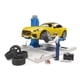 thumbnail image 2 of Centro de servicio de automóviles Playset Bruder bworld con Bruder Roadster, 2 of 5