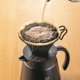 thumbnail image 5 of Gotero de café Hario V60 con forma de cono metálico para 1 a 6 tazas, 5 of 6