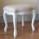 thumbnail image 1 of Banco para Tocador International Caravan con Asiento Acolchonado y Estructura de Madera, 1 of 3