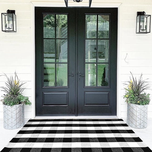 Alfombra para exterior CAINANEL Buffalo Plaid 90 x 150 cm negro y blanco