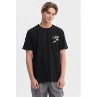 Fashionspark - Polera Hombre Regular Fit Print Trasero Negro