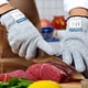 thumbnail image 2 of Guantes Dowellife resistentes a cortes con protección alimentaria de nivel 5, 2 of 6