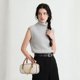 thumbnail image 3 of Ecosusi Cartera Acolchada Claire de 1.9L para 6,3" Beige, 3 of 10