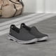 thumbnail image 2 of Zapatilla Skechers Go Walk 5 Honor para mujer, color blanco y negro, 2 of 9