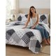 thumbnail image 1 of Quilt De Verano King Transpirable Y Suave, 1 of 6