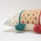 thumbnail image 2 of Almohada Rizzy Home Leaves and Diamonds de 36 x 66 cm de plumón con funda, 2 of 4