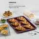 thumbnail image 2 of Bandeja para hornear KitchenAid con forma de remolacha antiadherente, 33 x 46 cm, aluminizada, 2 of 3