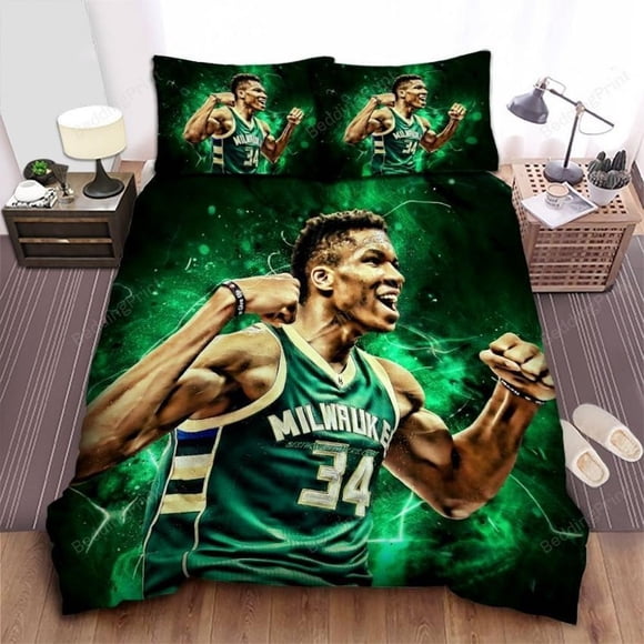 Milwaukee Bucks Giannis Antetokounmpo Showing Muscles Quilt Duvet Cover Set3-Piece Bedding Set