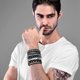 thumbnail image 2 of 4 pulseras de cuero punk rock con tachuelas para hombres y mujeres, estilo años 80, 2 of 3