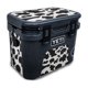 thumbnail image 1 of Fibra de carbono Skin compatible con el enfriador duro Yeti Roadie 15, 1 of 4