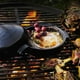thumbnail image 2 of Quesera para parrilla BBQ Negro, 2 of 3