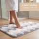 thumbnail image 4 of Alfombra de baño absorbente antideslizante lavable a máquina REGALWOVEN, alfombra de baño de felpa para bañera, ducha y lavabo, decoración del hogar gris 24" x 16", 4 of 6