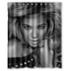 thumbnail image 1 of Cortina de ducha de Beyoncé, con ganchos, tamaño 60 x 72 pulgadas, 1 of 3