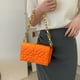 thumbnail image 5 of Bolso bandolera, bolso de hombro cuadrado con cadena y diseño de nicho, 5 of 5