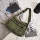thumbnail image 3 of Xiao Hua Bolso Cartero unisex de Lona de color Sólido, Bolso Cruzado Grande, Verde 1 Pieza, 3 of 4