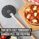 thumbnail image 5 of Pala para Pizza Chef Pomodoro 18 cm con Mango de Madera y Aluminio, 5 of 7