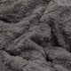 thumbnail image 2 of Manta Frazada Sherpa Jacquard Gris King, 2 of 3