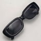 thumbnail image 4 of POLASUP GAFAS LENTES DE SOL Gafas de montura cuadrada pequeña, negras, sin maquillaje, lentes transparentes, de estilo sofisticado, 4 of 5