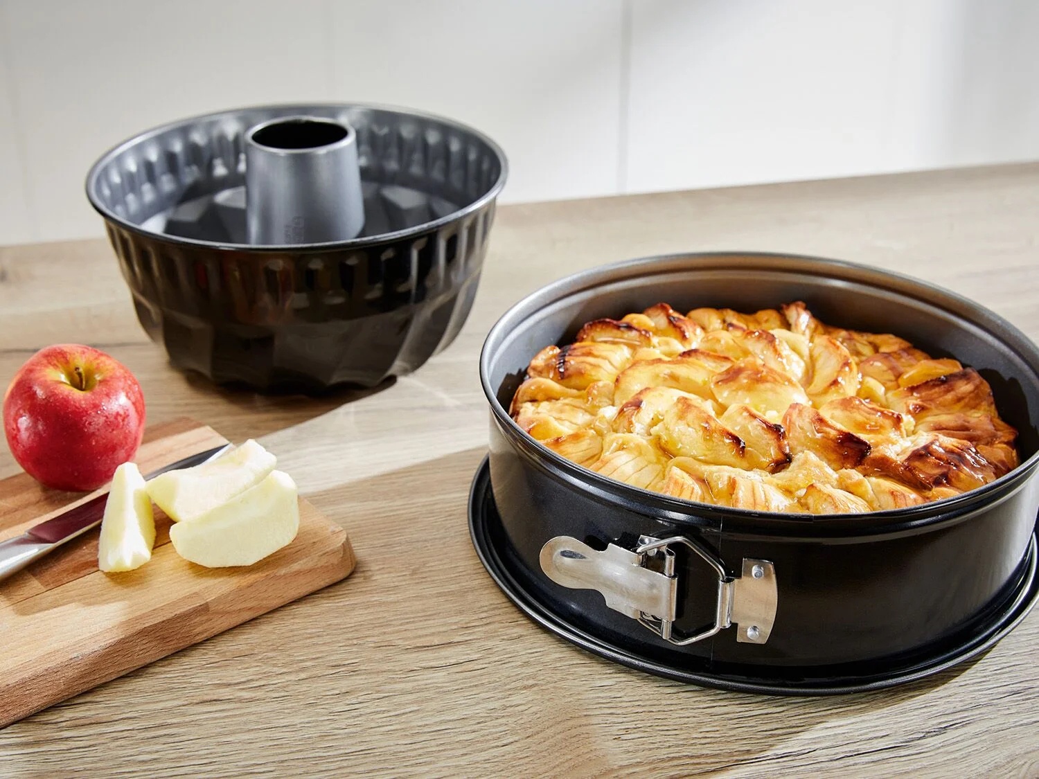 Ernesto - Molde Teflón Redondo Para Biscocho Antiadherente 26Cm