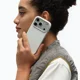 thumbnail image 2 of Carcasa MOFT Snap para iPhone 17 Pro Max Misty Cove, 2 of 5