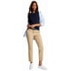 thumbnail image 2 of Camiseta Tommy Hilfiger Essential Favorite Flag Logo para mujer, 2 of 3