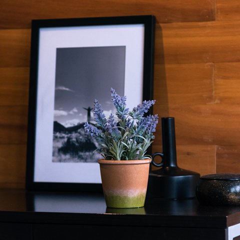 Vadell Home - Mini Lavanda Morada De 25 Cm Con Macetero