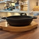 thumbnail image 4 of Sarten Hierro Fundido Antiadherente con Asas y Base de Madera, 4 of 7