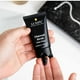 thumbnail image 3 of Exfoliante Facial de Carbón Detox para Hombres, 3 of 3