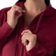 thumbnail image 2 of Conjunto de Chándal de Terciopelo para Mujer Wright, 2 Piezas, Sudadera con Capucha y Jogger, Rojo, Talle S, 2 of 5