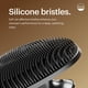 thumbnail image 5 of Face Scrubber MANSCAPED® The Face Buffer Silicone, paquete de 1 unidad, 5 of 7