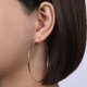 thumbnail image 4 of Pendientes de aro Cocadant 60 mm – Juego en oro, plata y oro rosado, 4 of 9