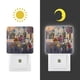 thumbnail image 3 of Los Aristogatos Luz nocturna LED con sensor de anochecer a amanecer para dormitorio, baño, pasillo, escaleras - Lámpara LED nocturna de enchufe, 0.5W - 1 pieza, 3 of 6