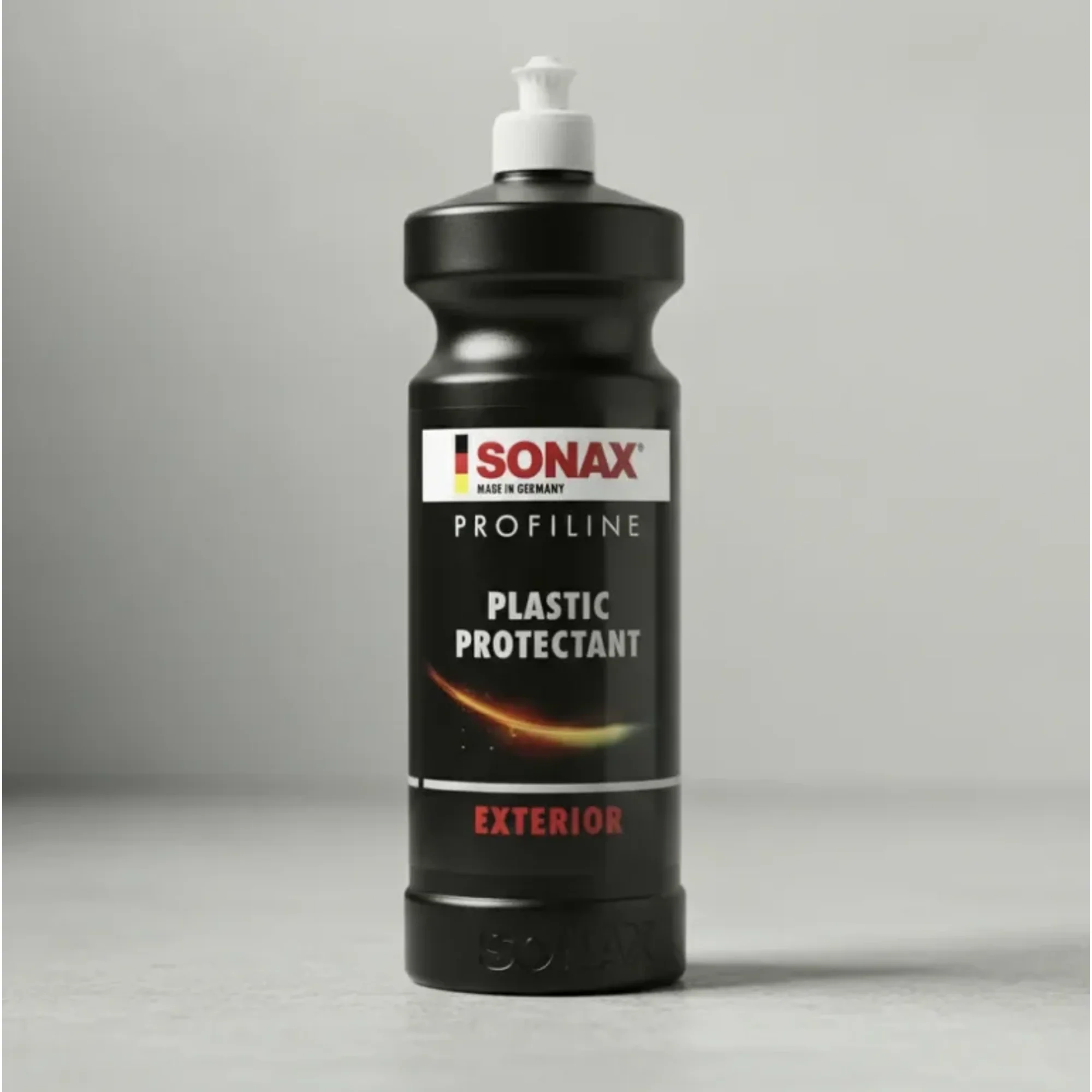 Renovador Profesional De Plástico Exterior Sonax Profiline 1 Lt