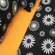 thumbnail image 2 of Sábanas Polar Composé 1.5 Plazas / Flor Negro Salmón – Doral, 2 of 3