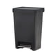 thumbnail image 1 of Bidón de basura Rubbermaid Premier Series II Step-On, 46,9 L, color carbón, 1 of 2