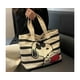 thumbnail image 3 of Bolso Importado de lona Snoopy, 3 of 3