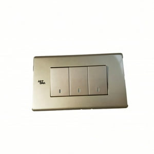 Interruptor Triple 9/32 Dorado 10A - Art Dna